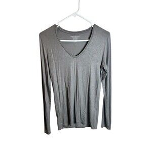 Majestic Filatures Soft Touch Long Sleeve Vneck Size 2 (Medium)